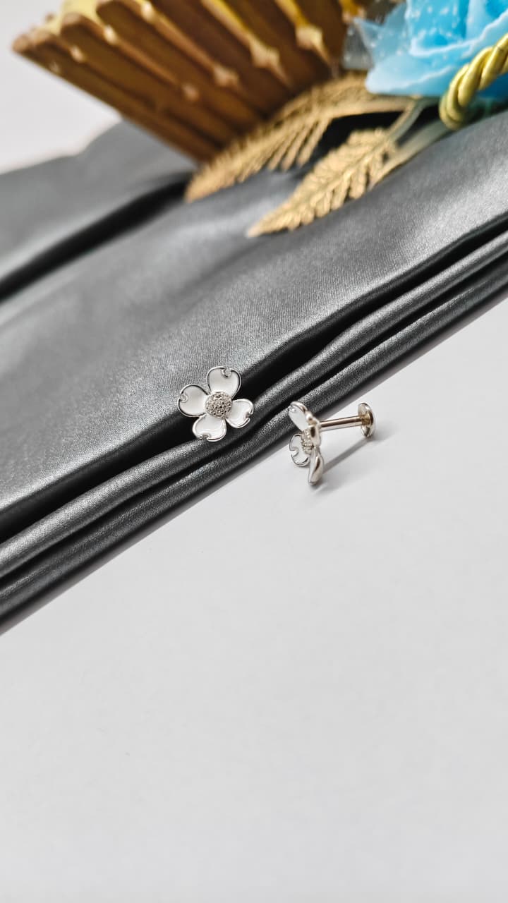925 Silver Regular Silver Colour Flower Design White Enamel With White Stone Earrings