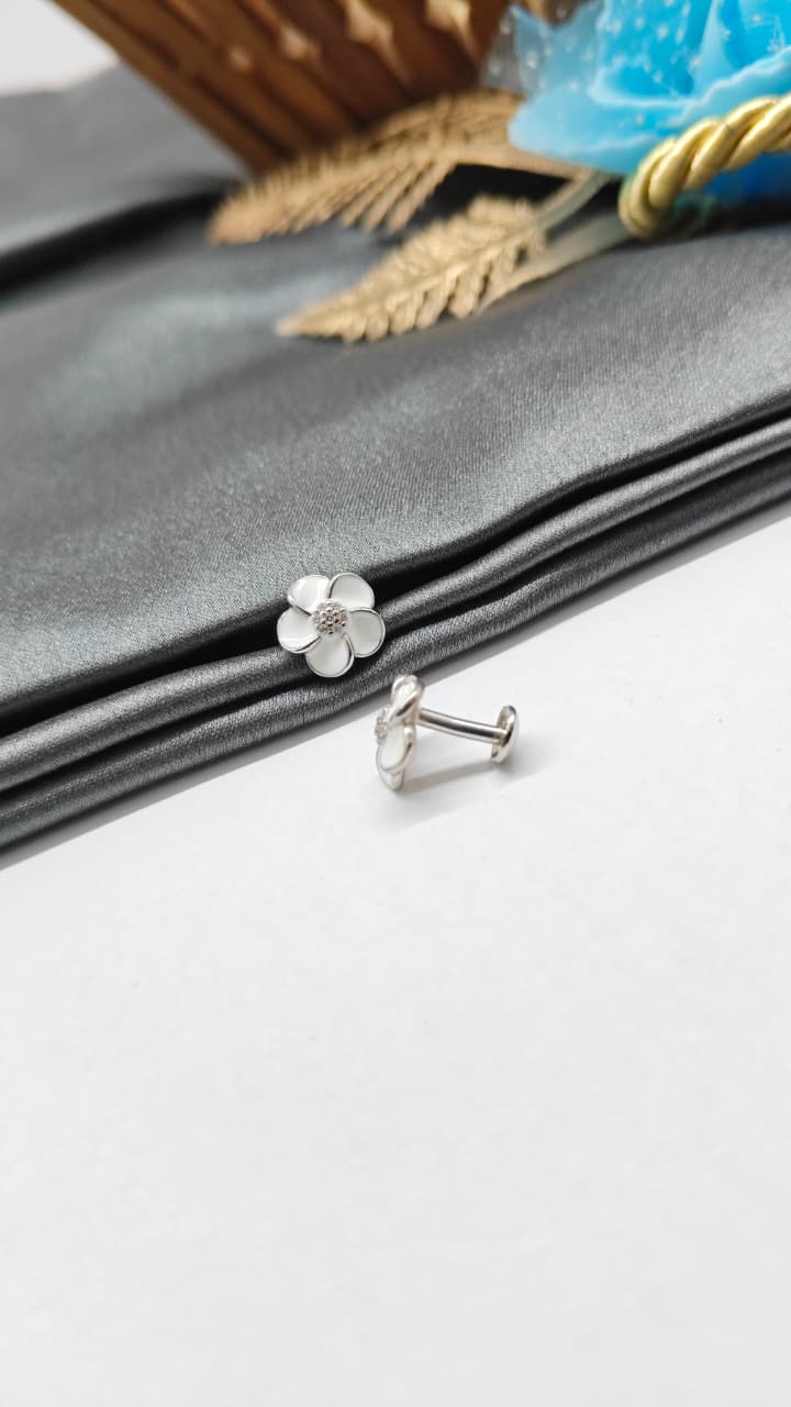 925 Silver Regular Silver Colour Flower Design White Enamel With White Stone Earrings