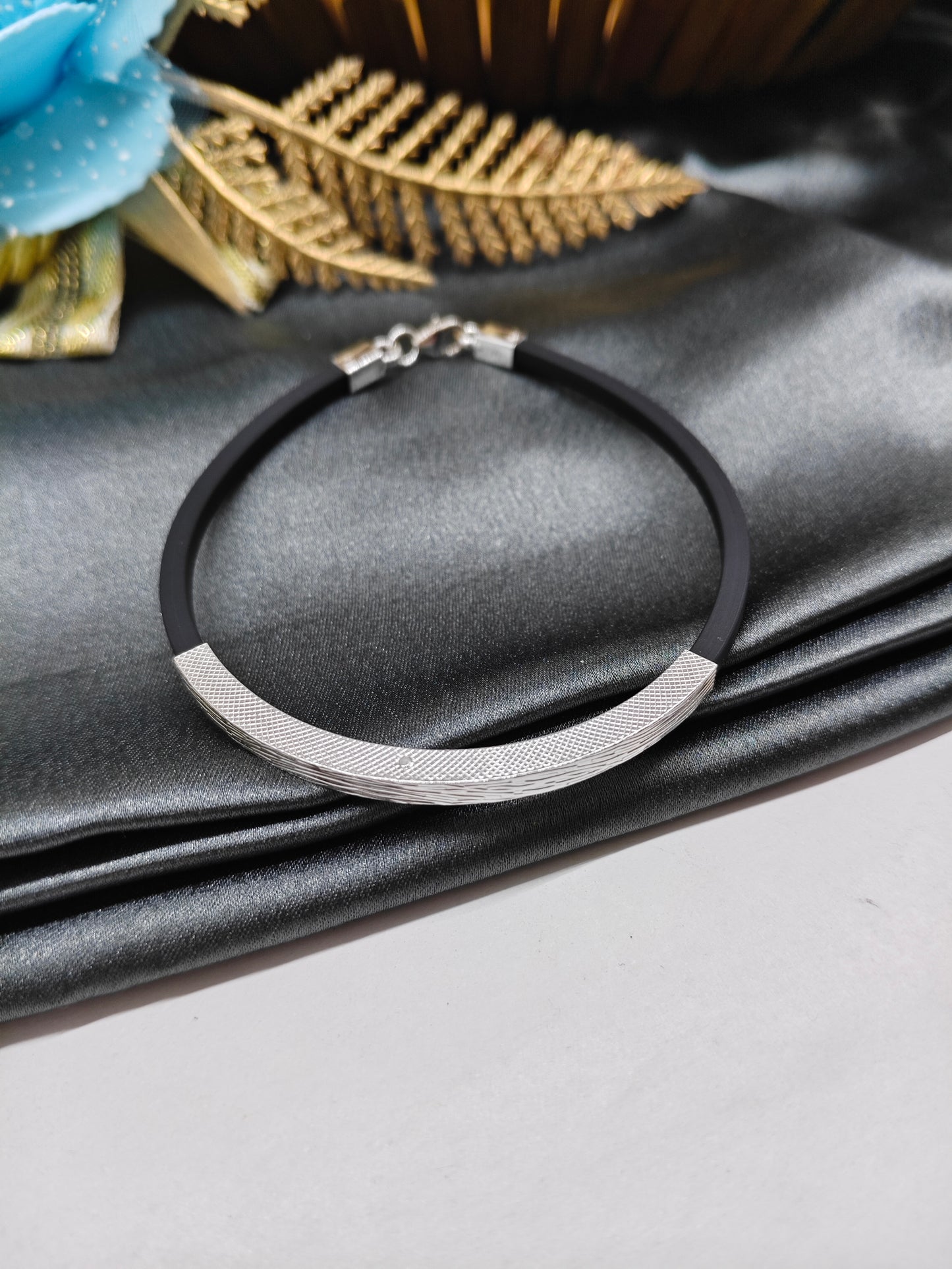 925 Silver Adults Black Rubber Band With Pure 925 Silver Bracelets