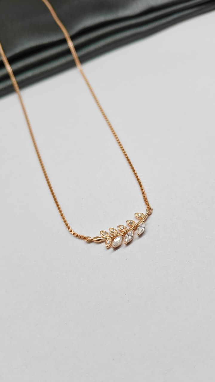 925 Silver Rose Gold Colour Leaf Design White Stone Chain With Pendant