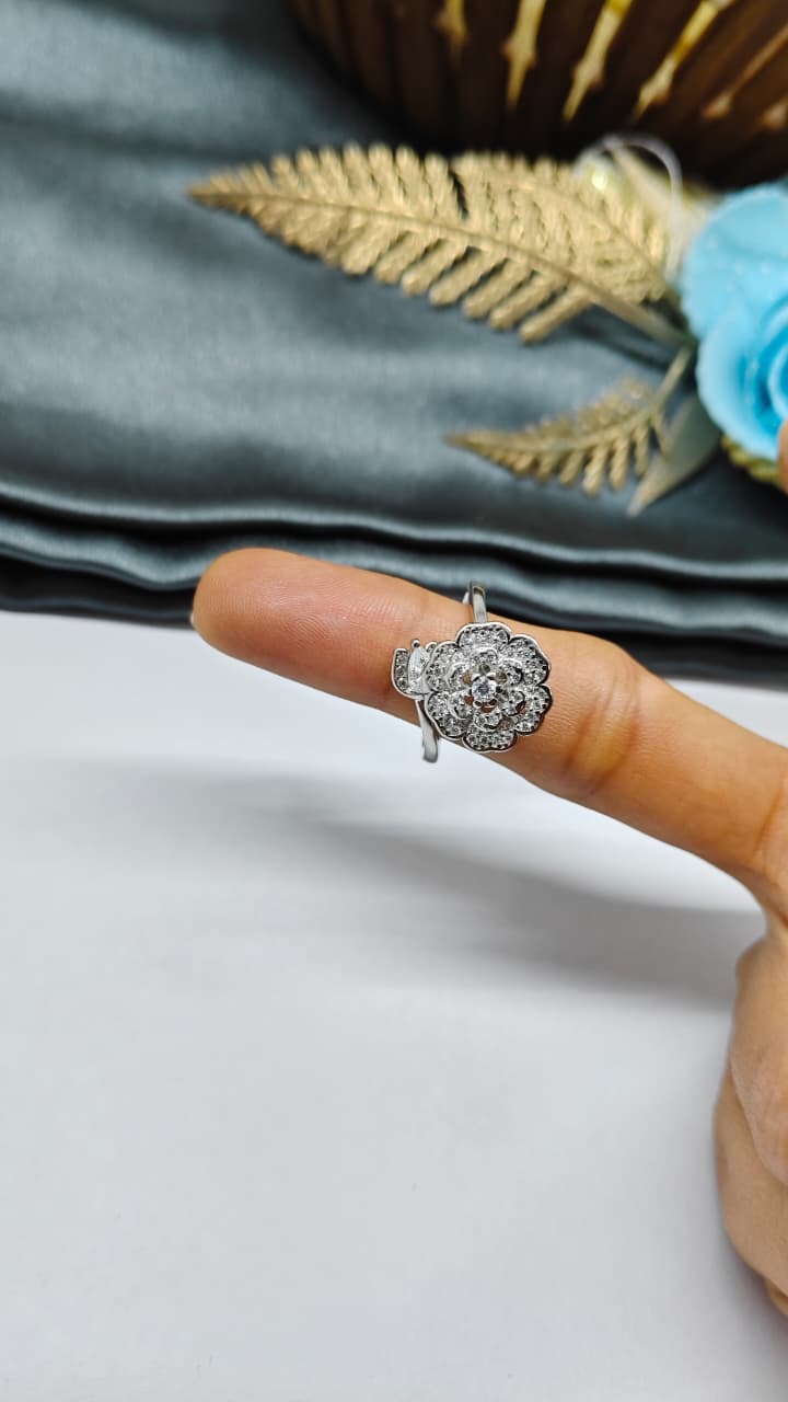 925 Silver Adjustable White Stone Rotating Flower Design Ladies Ring