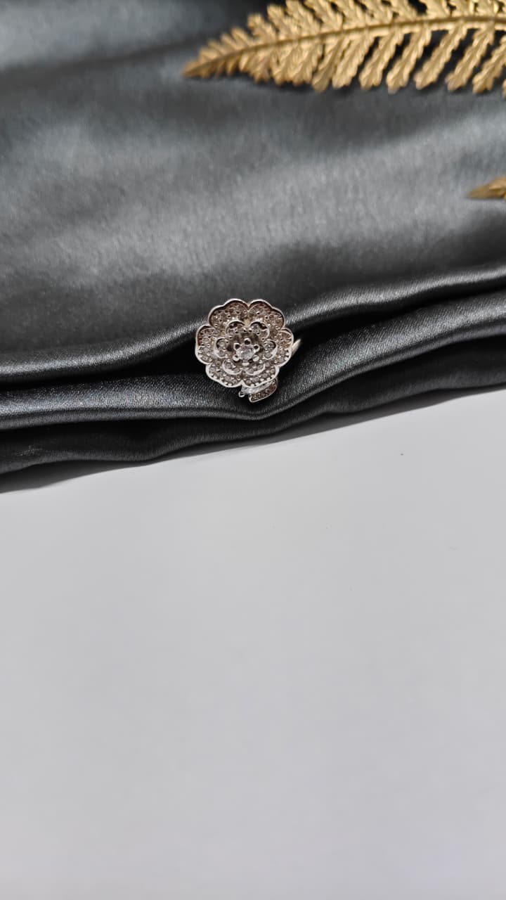 925 Silver Adjustable White Stone Rotating Flower Design Ladies Ring
