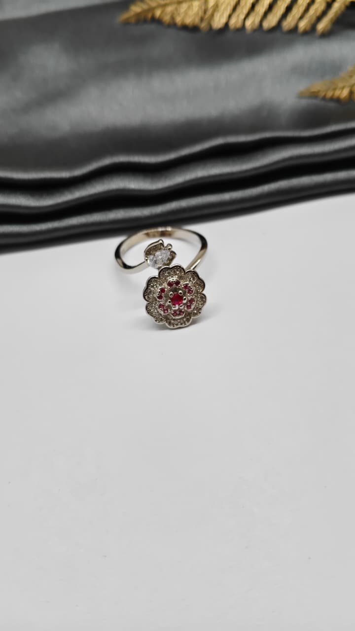 925 Silver Adjustable White Stone With Red Stone Rotating Flower Design Ladies Ring