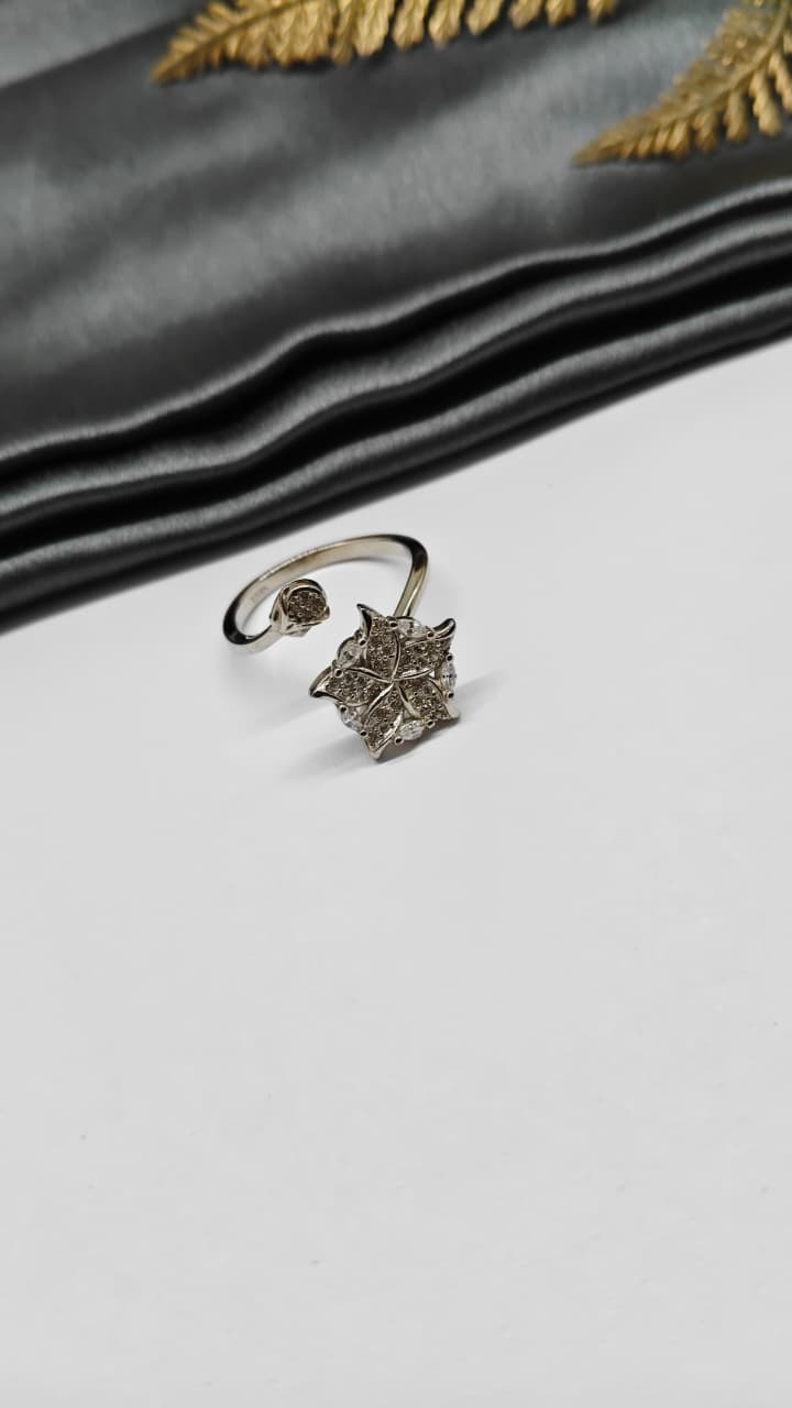 925 Silver Adjustable White Stone Rotating Design Ladies Ring