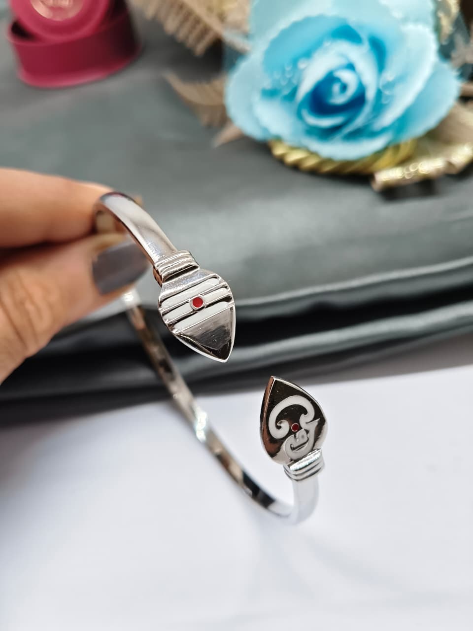 925 Silver Men's Vel With Omh Adjustable Design Kada