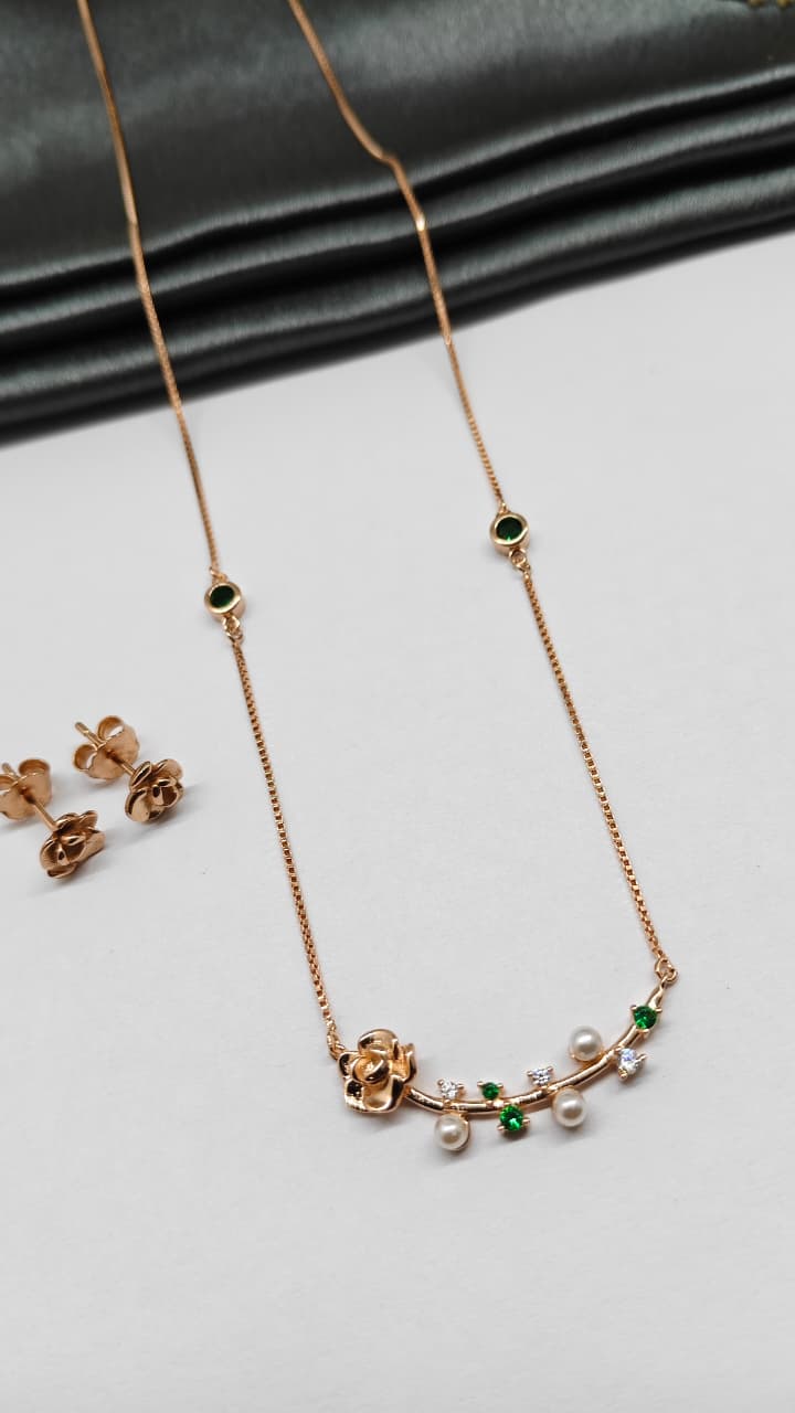 925 Silver Rose Gold Colour Flower Pearl Design Green Stone Set With Earring