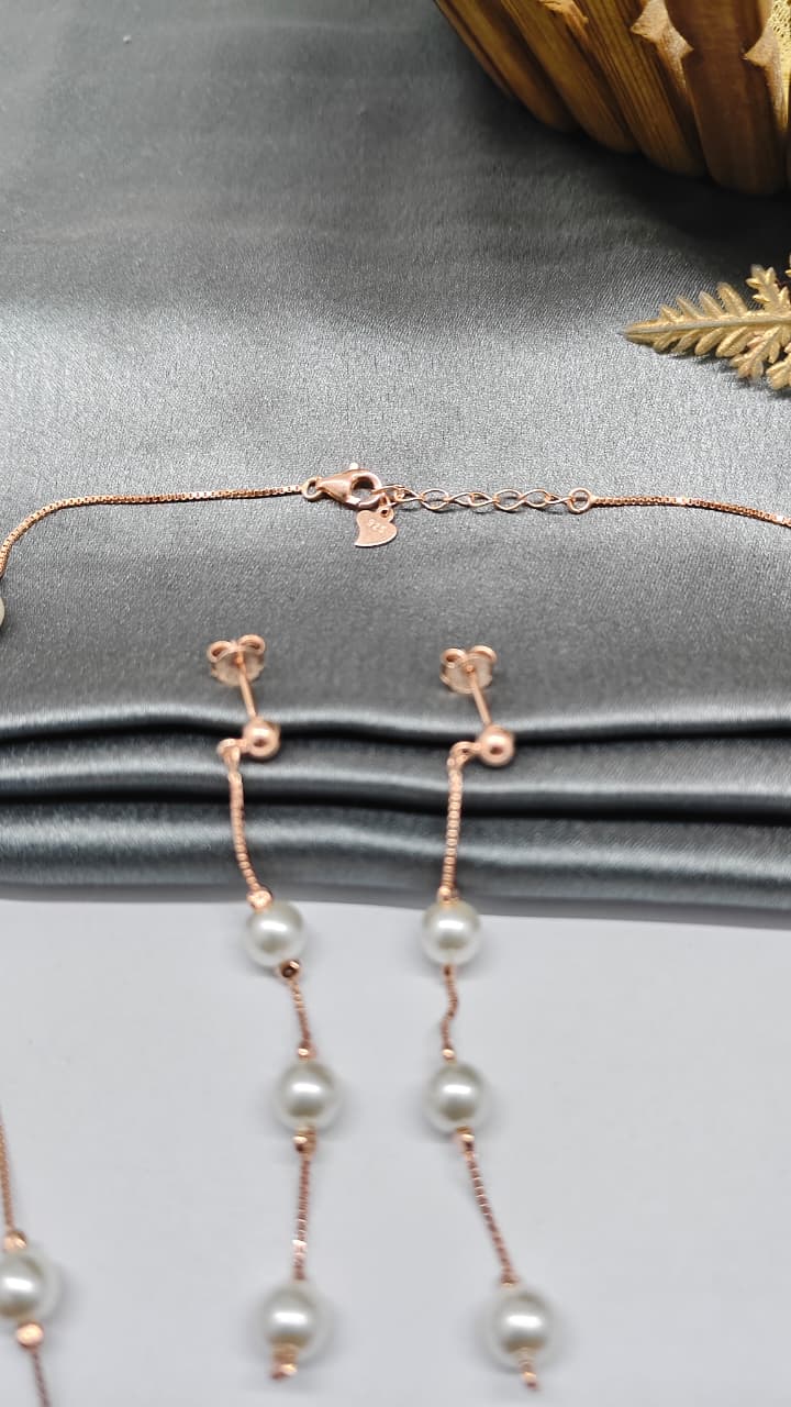 925 Silver Rose Gold Colour 9 Pearl  Design Set With Earring