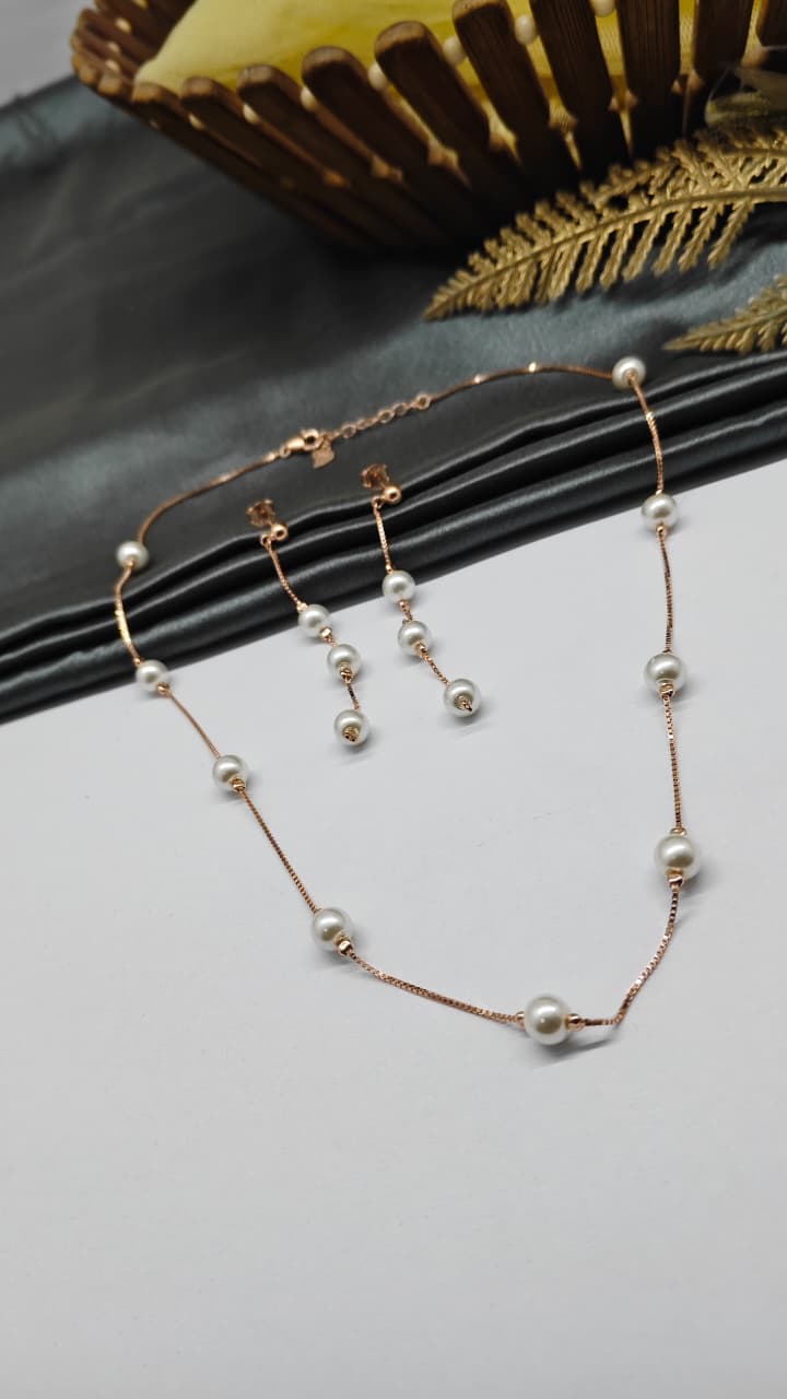 925 Silver Rose Gold Colour 9 Pearl  Design Set With Earring
