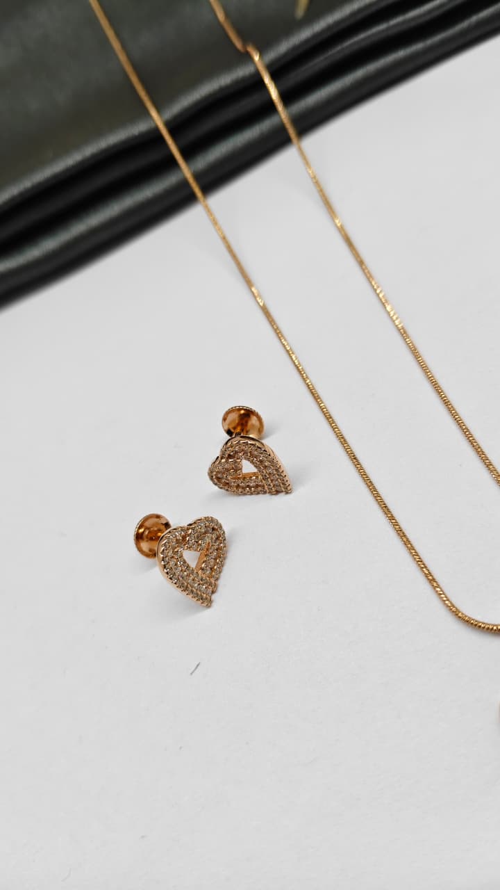 925 Silver Rose Gold Colour White Stone Heart Design Chain Pendant Set With Earrings
