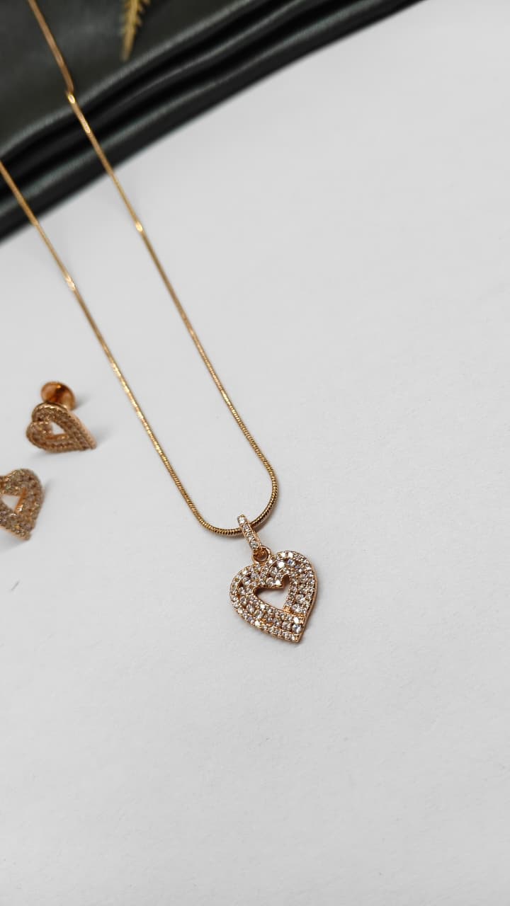 925 Silver Rose Gold Colour White Stone Heart Design Chain Pendant Set With Earrings