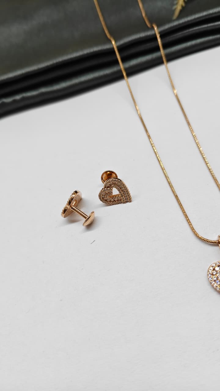 925 Silver Rose Gold Colour White Stone Heart Design Chain Pendant Set With Earrings