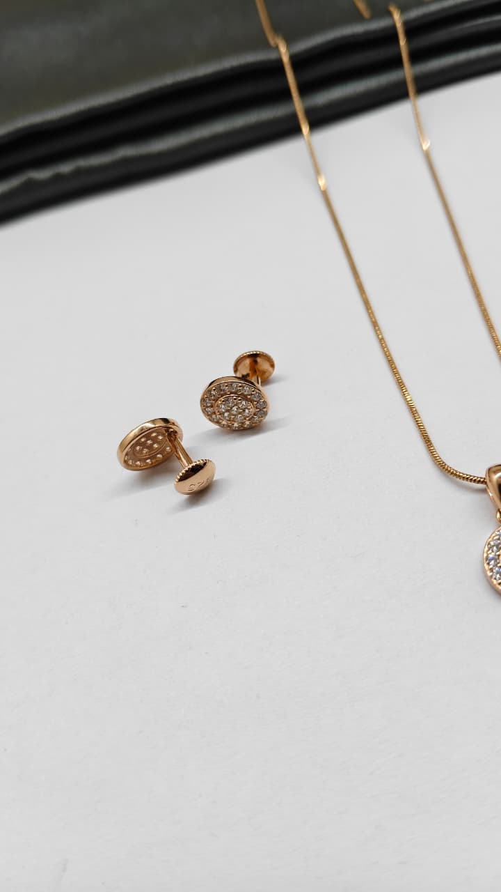925 Silver Rose Gold Colour White Stone Double Round Design Chain Pendant Set With Earrings