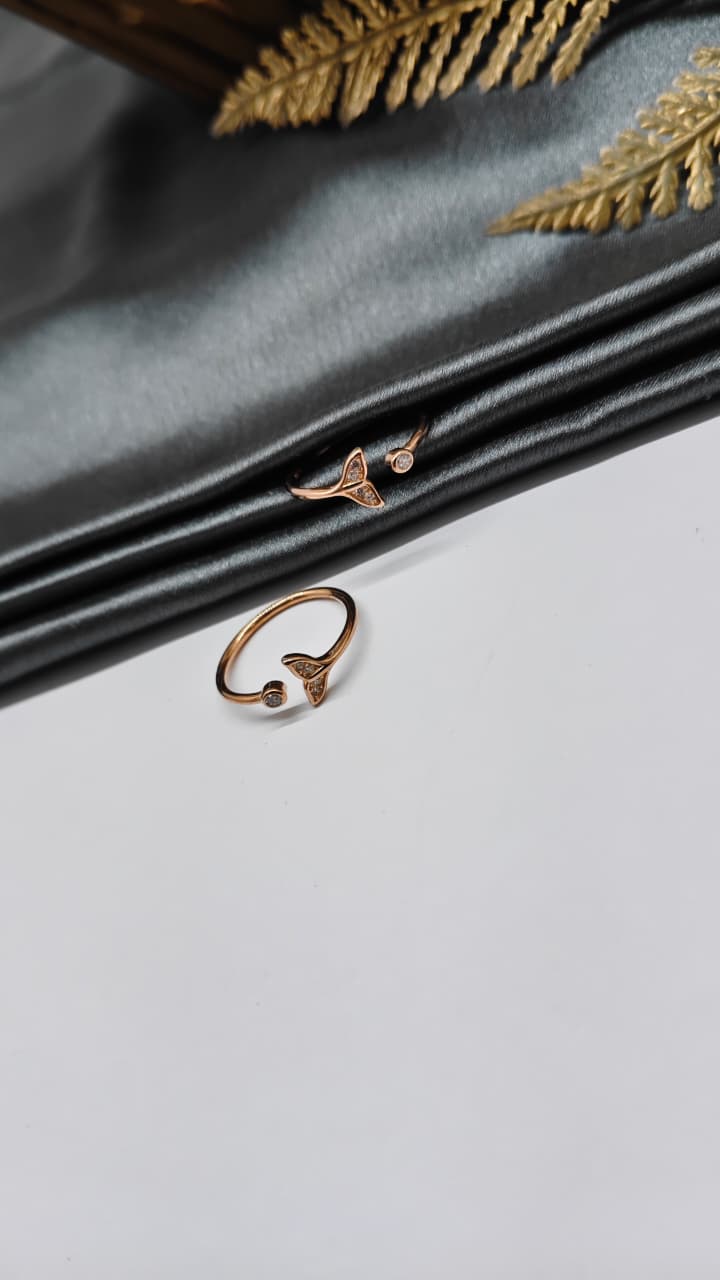 925 Silver Rose Gold Colour Fish Tail Design Toe Rings