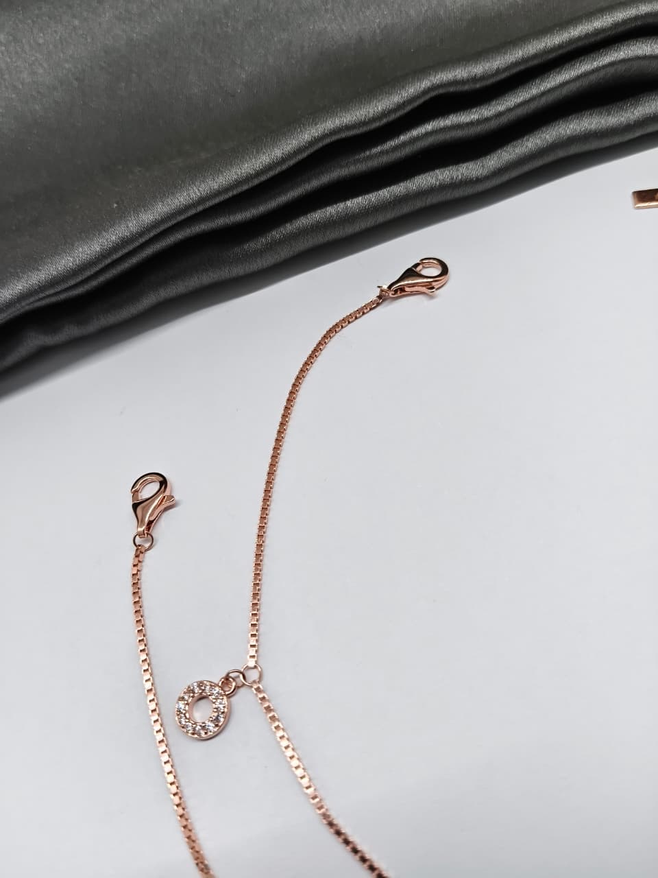 925 Silver Rose Gold Colour 5 Round Hanging Design With White Stone Anklets
