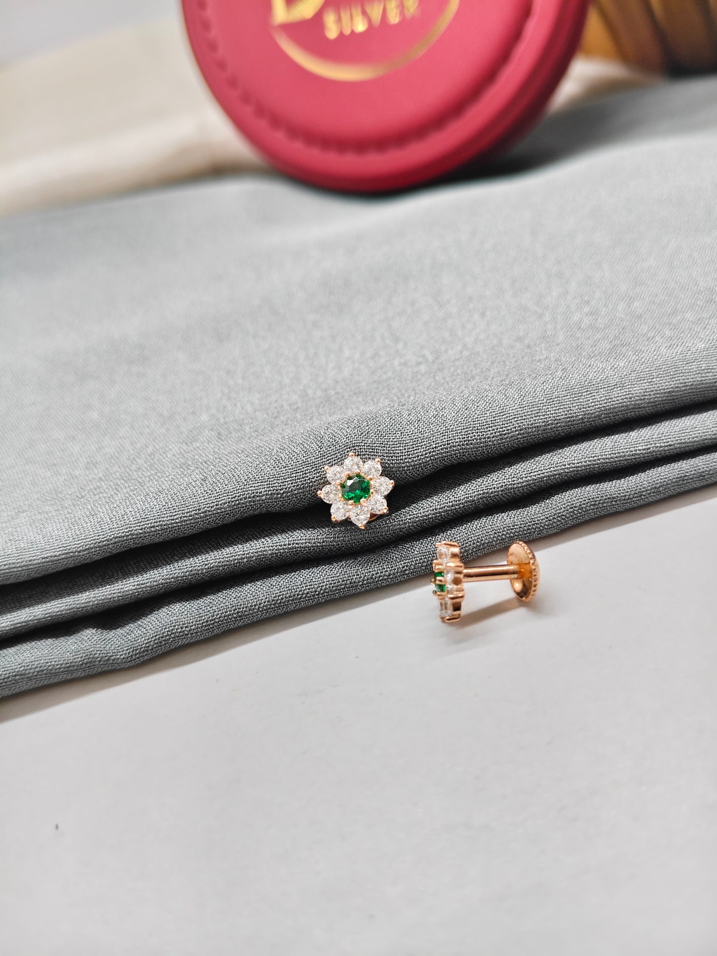 925 Silver Rose Gold Small Flower Design 8 White With 1 Green Stone Earrings
