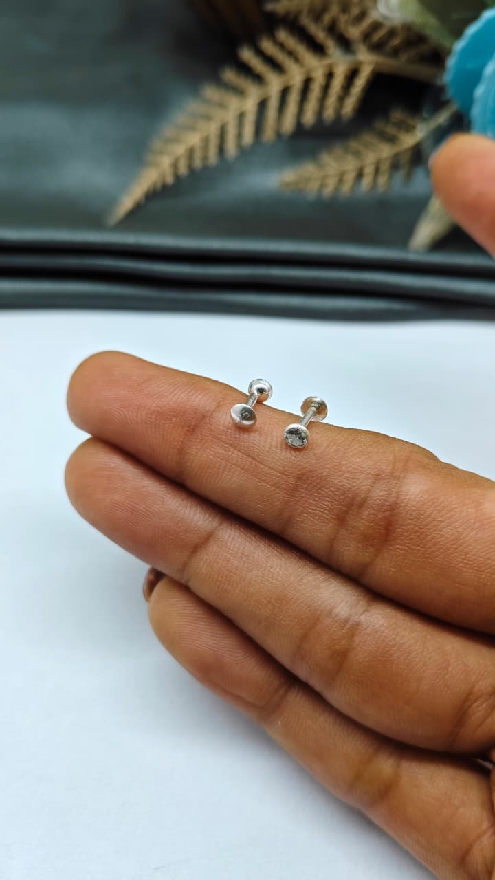925 Silver Regular Silver Colour Small Single White Stone Side Stud/ Nose Pin in Pair