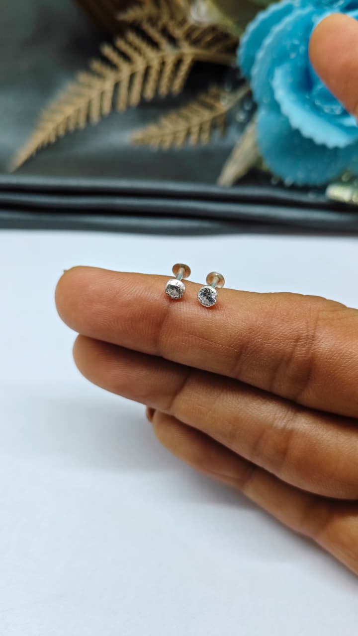 925 Silver Regular Silver Colour Medium Single White Stone Side Stud/ Nose Pin in Pair