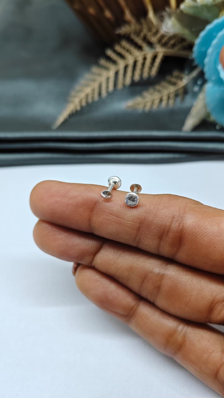 925 Silver Regular Silver Colour Large Single White Stone Side Stud/ Nose Pin in Pair