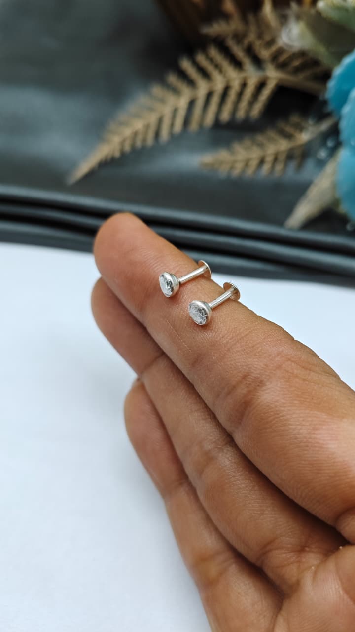 925 Silver Regular Silver Colour Large Single White Stone Side Stud/ Nose Pin in Pair