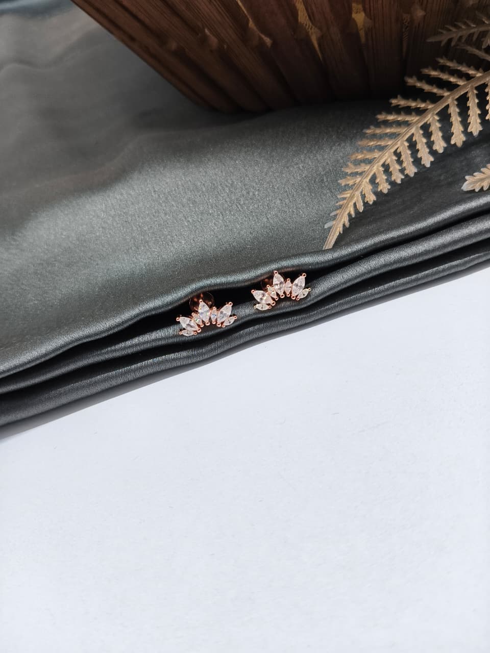 925 Silver Rose Gold 7 White Stone Half Design Earrings