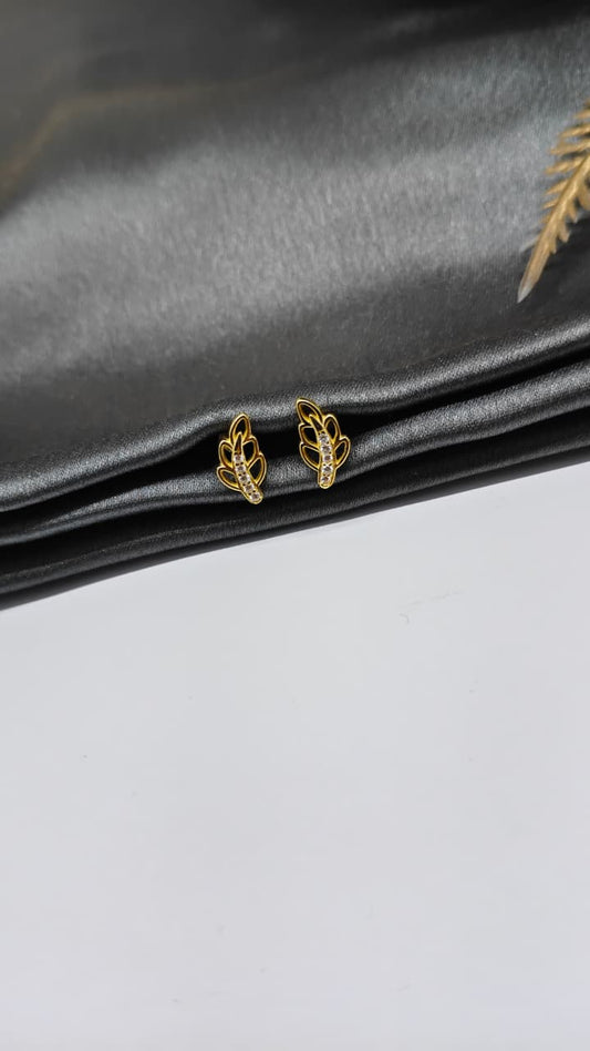 925 Silver Gold 5 White Stone Leaf Design Bugadi Earrings