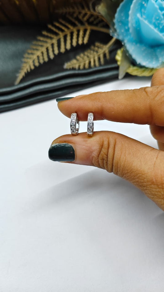 925 Silver Regular Colour Small Size White Stone Design Balli / Earrings