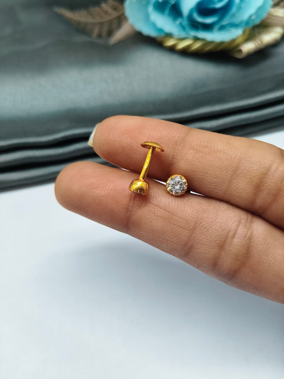925 Silver Regular Gold Colour Large 5 mm Single White Stone Side Stud/ Nose Pin in Pair