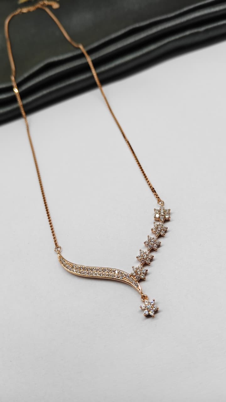 925 Silver Rose Gold Colour Flower Design White Stone Chain Pendant