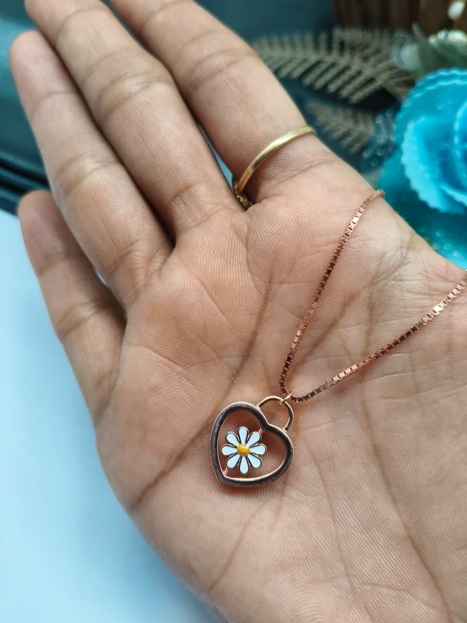 925 Silver Rose Gold Colour Double SIde Pink\ White Enamel Flower in Heart Design With White Stone Chain With Pendant