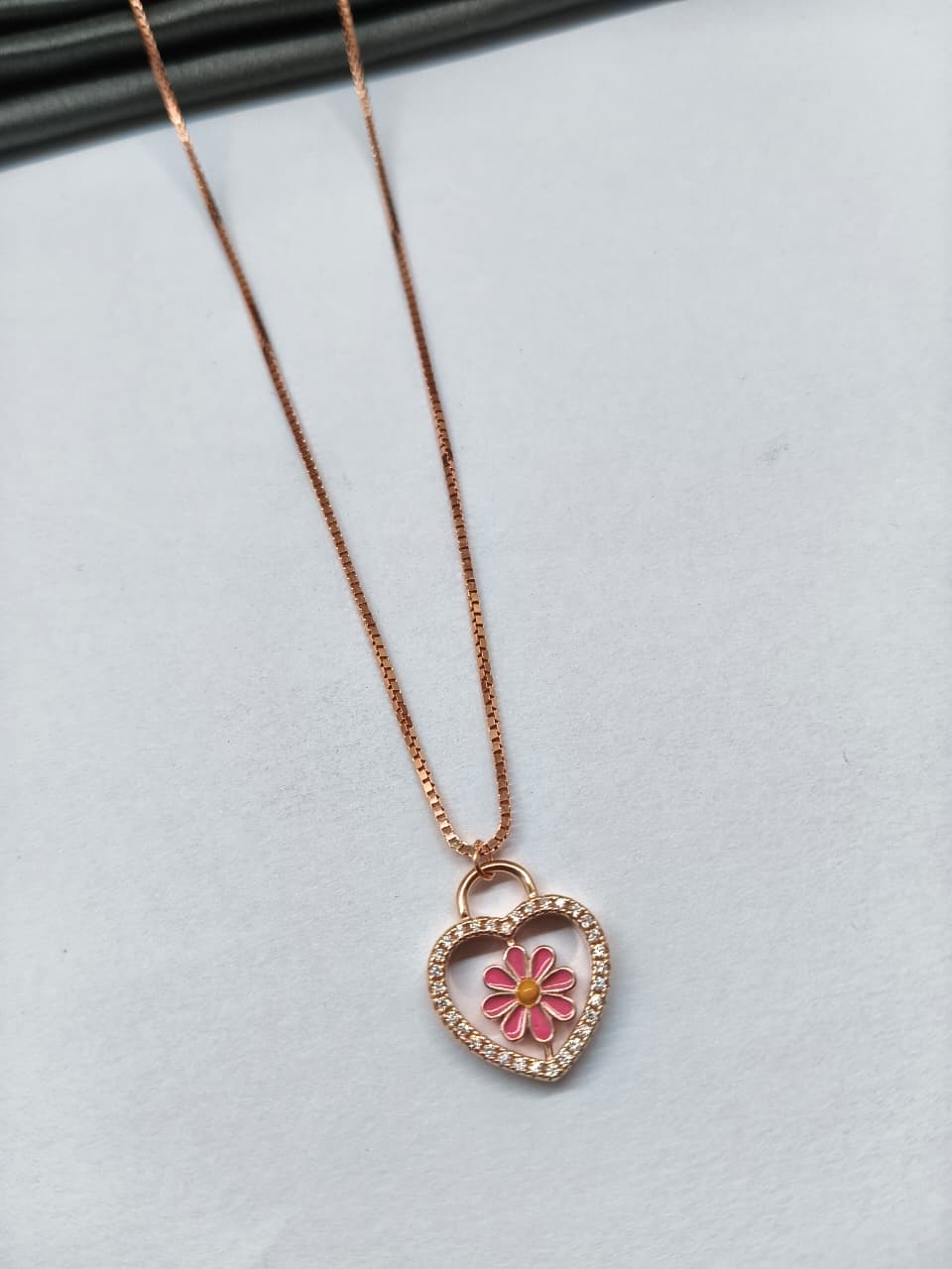925 Silver Rose Gold Colour Double SIde Pink\ White Enamel Flower in Heart Design With White Stone Chain With Pendant