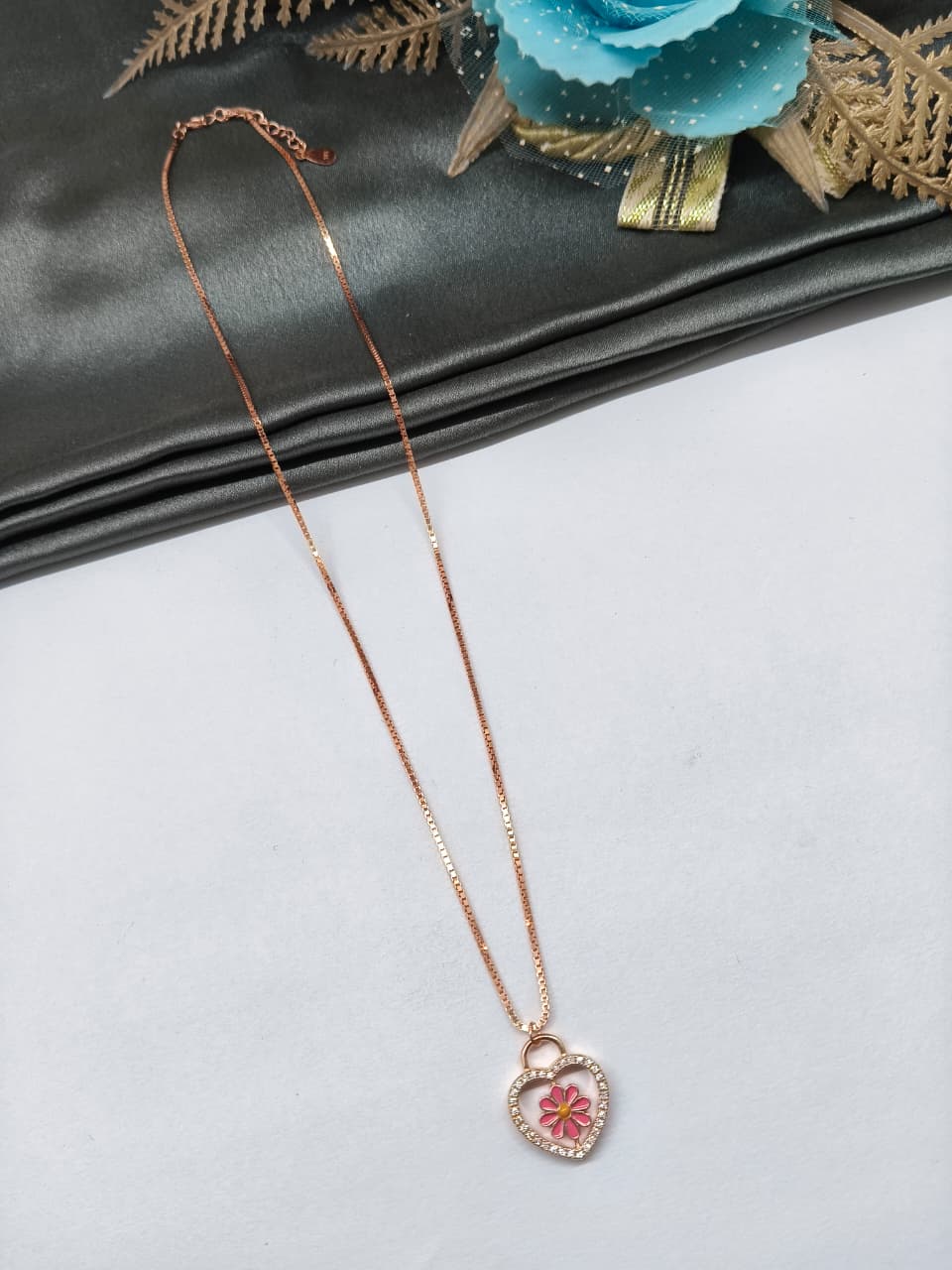 925 Silver Rose Gold Colour Double SIde Pink\ White Enamel Flower in Heart Design With White Stone Chain With Pendant